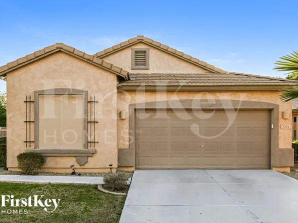 2701 E Hulet Dr, Chandler, AZ 85225