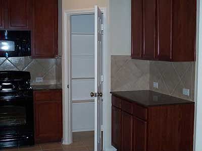 4th image of 5809 Rubblestone Dr