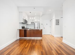 4118 27th St #8A, Long Island City, NY 11101