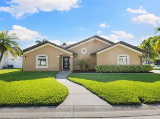 1914 Glen Lakes Cir N, Saint Petersburg, FL 33702
