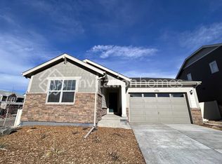 21937 E 39th Pl, Aurora, CO 80019