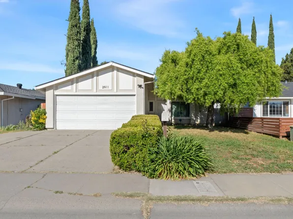 2911 Baronet Way, Sacramento, CA 95833