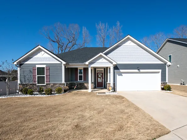 403 Lagoon Ln, Mebane, NC 27302