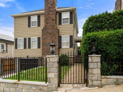 30 Rosedale Ave, Everett, MA, 02149