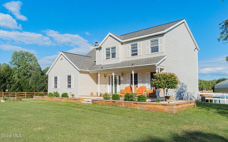 5th image of 453 Schauber Road
