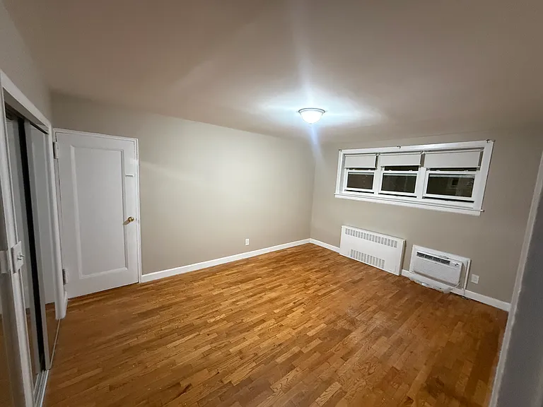 11 Bedford Ave #E4 — Photo 7