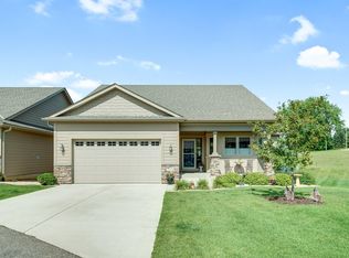 10725 Settlers Ln, Hanover, MN 55341
