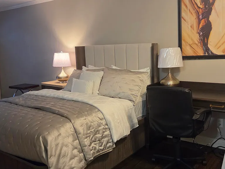 21 Delmont Dr NE #6 — Photo 5