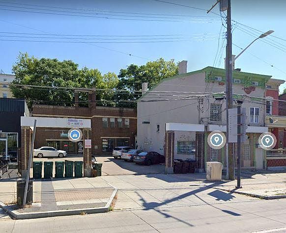 1st image of 2828 Jefferson Ave #2