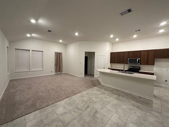 2nd image of 14610 Hemlock Knoll Ln