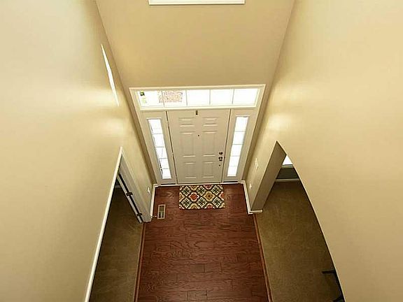 3rd image of 13824 E Heatherfield Dr