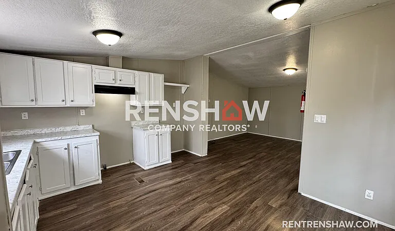 288 W Brooks Rd — Photo 5