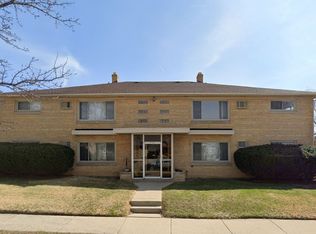 1321 - 98th St, West Allis, WI 53227