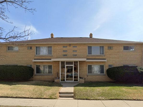 2358 S 98th St APT 1