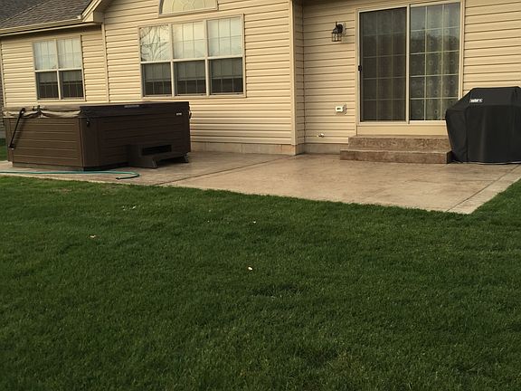 2nd image of 40 Cottagewood Ln