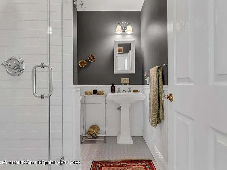 80 Heck Ave — Photo 27