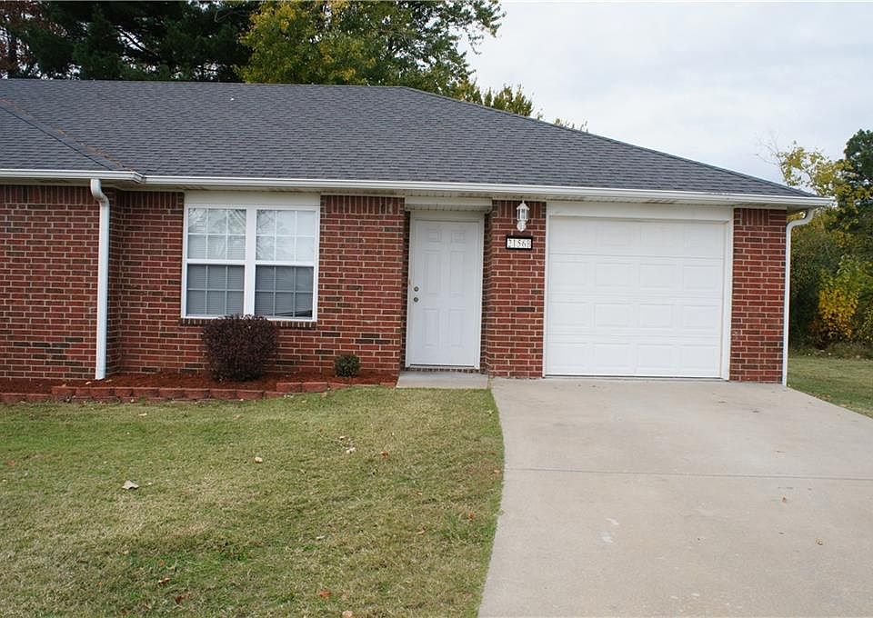 1st image of 2156B Kristy Ln