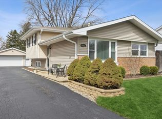 4012 Liberty Blvd, Westmont, IL