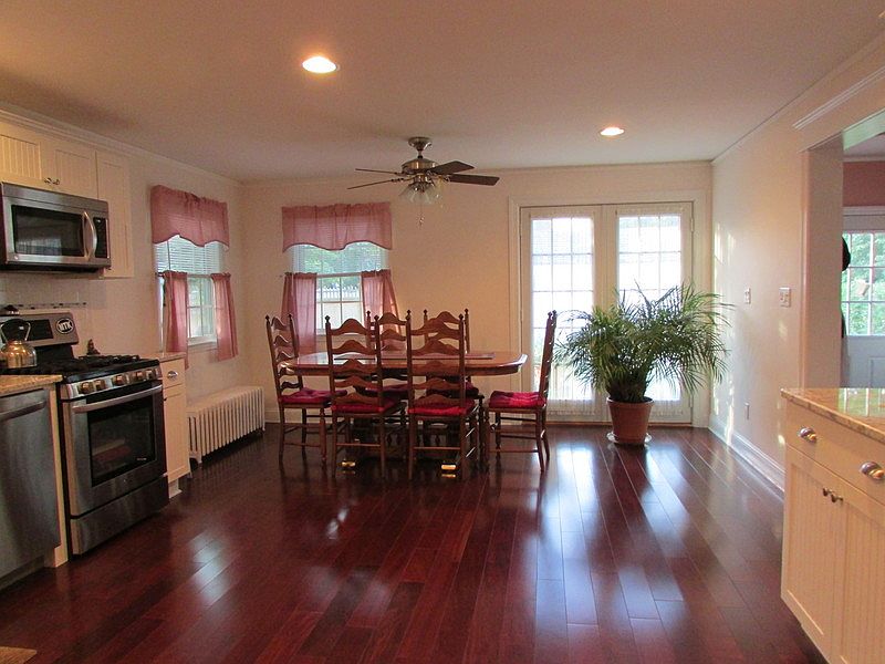 1st image of 28 McKinley Pl