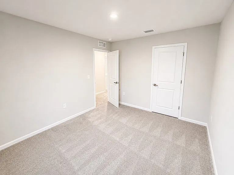 4213 Cattail Marsh Dr — Photo 3