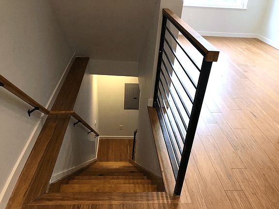 5th image of 1402 N Franklin St #1