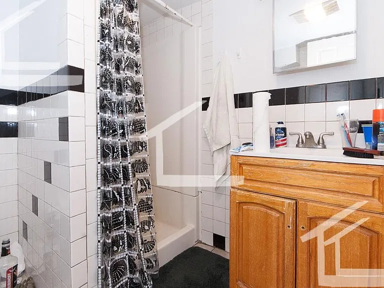 9 Wadsworth St #2 — Photo 4