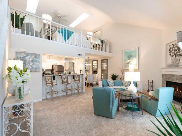 Canterbury Crossing, N26W24150 River Park Dr, Pewaukee, WI 53072