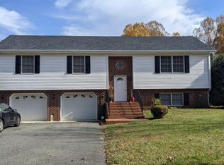 1717 Bellevue Rd, Forest, VA 24551