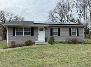 55 Overbrook Rd, North Haven, CT 06473