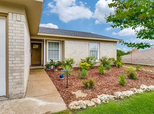 7833 Gaston Ave, Fort Worth, TX 76116