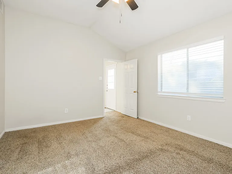31164 N Head Dr — Photo 10
