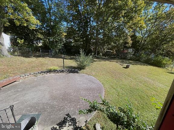 3rd image of 3808 Danbury Ct