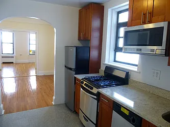 Rented by Siderow Residential Group