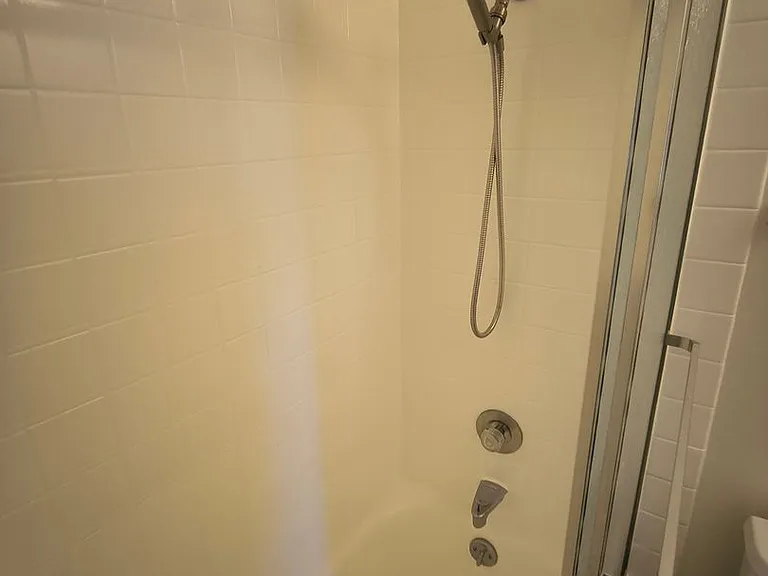 5 Commodore Dr #412 — Photo 65