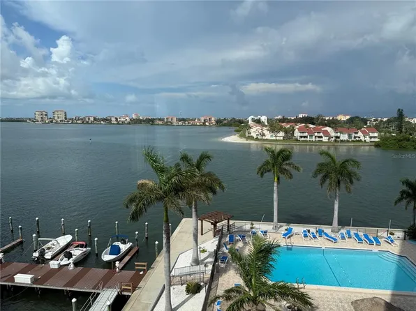5200 BRITTANY DRIVE S #609, ST PETERSBURG, FL 33715