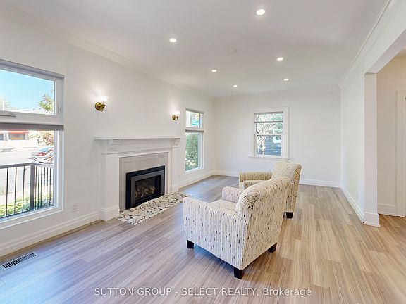 5th image of 228 Riverside Dr