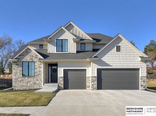 2302 N 188th Ter, Elkhorn, NE 68022