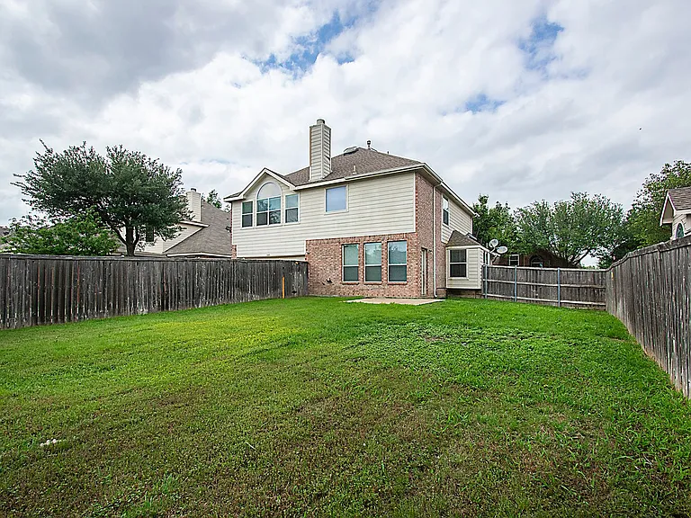 5809 Deer Run Dr — Photo 27