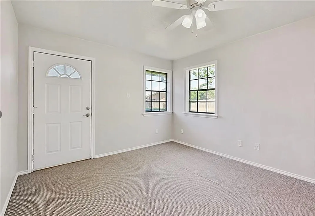 4 bed, 3.5 bath, 1782 sqft, $695 — Photo 4