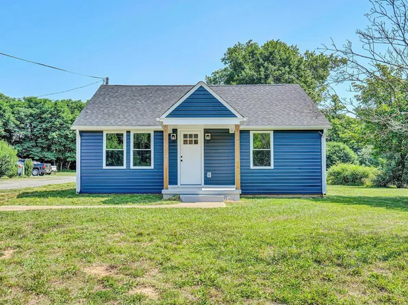 1021 Bowman Ln, Bedford, VA 24523