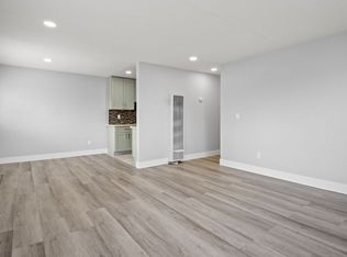 1por83*, Oakland, CA 94621