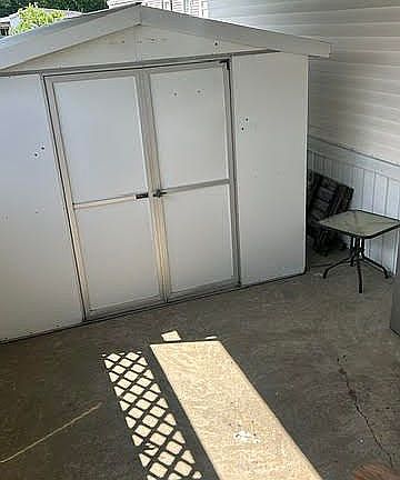 4th image of 556 Central St #76