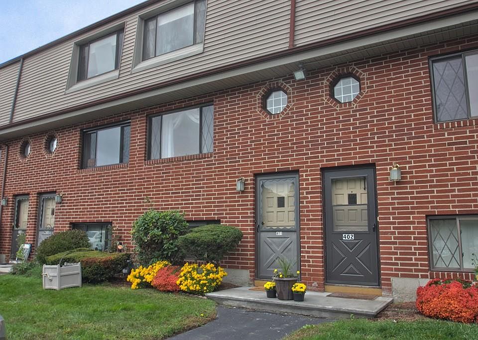 1st image of 401 Farrwood Dr #401
