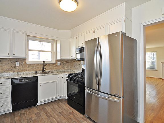 2nd image of 5309 Wilson Blvd