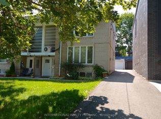 277 Glenforest Rd, Toronto, ON M4N 2A5