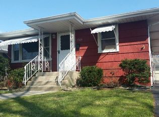 17423 Community St, Lansing, IL 60438