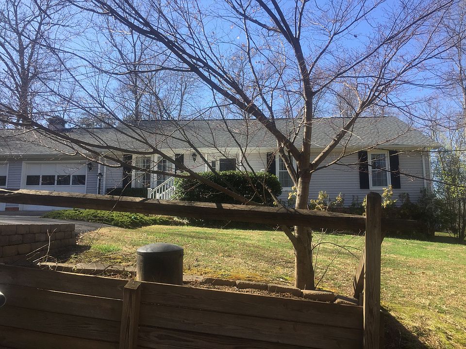 1st image of 54 Turkey Trot Ln