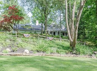 29549 Edgedale Rd, Pepper Pike, OH 44124