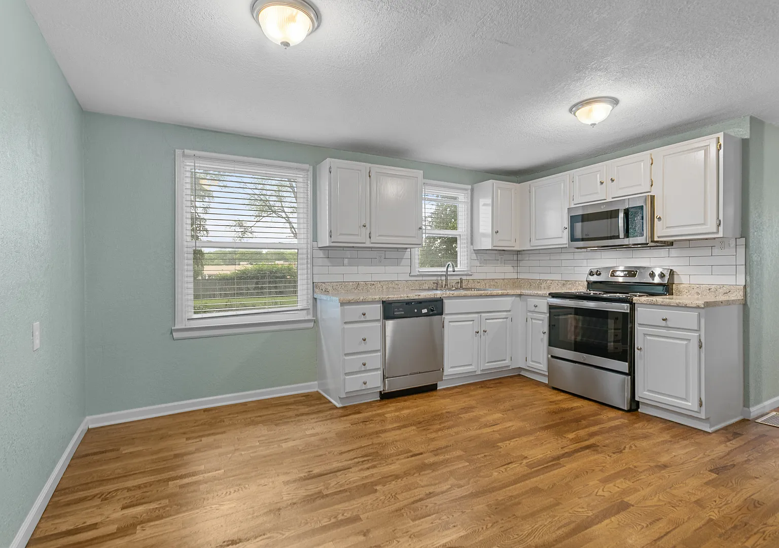 9008 E Gregory Blvd - 1 — Photo 3