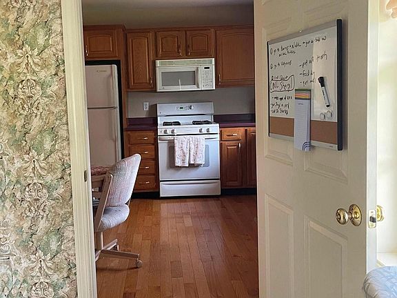 entrance to apartment